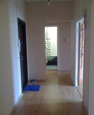 Продам двухкомнатную квартиру в Подольске. Жилая площадь 57 кв.м. Этаж 14. Дом панельный.