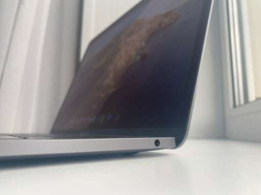 MacBook Pro 13 2019 128gb ssd в Санкт-Петербурге фото 3