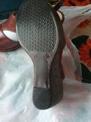 Продам босоножки Belaton в Курске