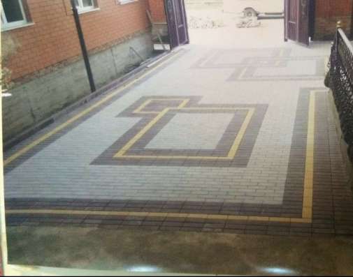 Укладка тротуарной плитки