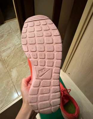 Кроссовки Nike в Москве