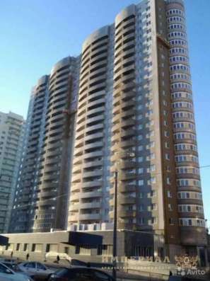 Продам однокомнатную квартиру в г.Самара.Жилая площадь 47,47  кв.м.Этаж 20.Есть Балкон.