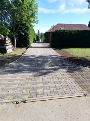 Укладка тротуарной плитки