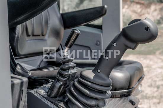 Фронтальный погрузчик FORWARD 638ES в Челябинске фото 3