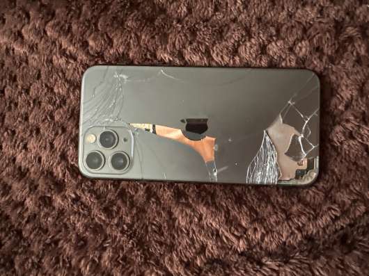 IPhone 11pro 256гб в Иркутске