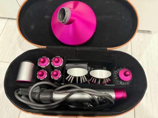 Стайлер Dyson