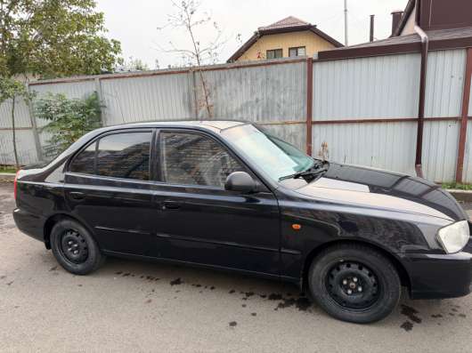Продаю автомобильHyundai Accent в Краснодаре фото 5