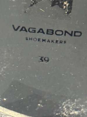Лаковые сапоги VAGABOND в Москве