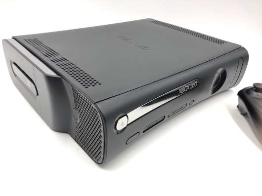 XBOX 360 - 500 GB, 48 игр в Хабаровске
