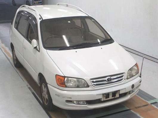 Toyota Ipsum