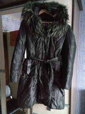Продам женский пуховик
