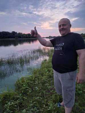 54 года, хочет пообщаться