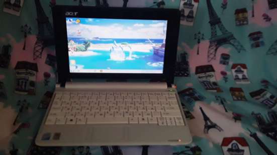 Продаётся Нетбук Acer Aspire One ZG5