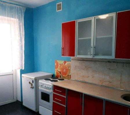 Продам однокомнатную квартиру в Краснодар.Жилая площадь 35  кв.м.Этаж 3.Дом кирпичный.