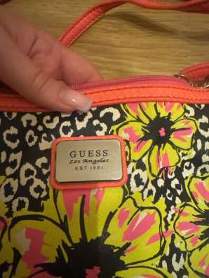 Сумка клатч Guess в Санкт-Петербурге