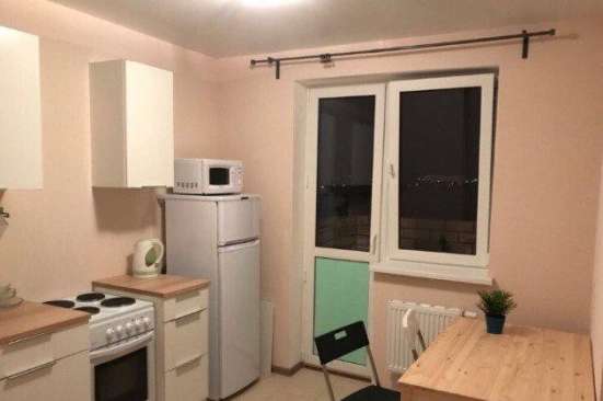 Продам однокомнатную квартиру в Краснодар.Жилая площадь 30  кв.м.Этаж 7.Дом монолитный.