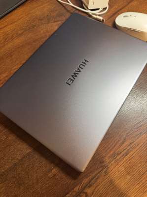 Ноутбук Huawei matebook d14