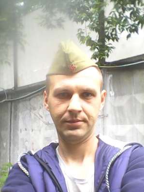 Леонид, 36 лет, хочет познакомиться