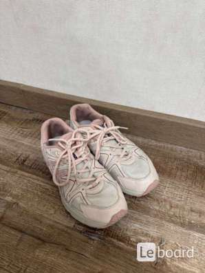 Кроссовки asics женские в Кемерове