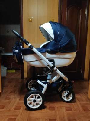 Продаю детскую коляску