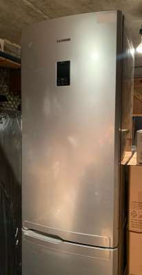 Холодильник Samsung RL-55 Vebts в Архангельске фото 3