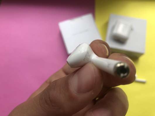 AirPods 2 в Комсомольске-на-Амуре фото 6