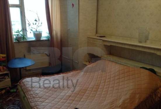Продам трехкомнатную квартиру в Москве. Жилая площадь 74 кв.м. Этаж 3. Дом панельный. в Москве фото 3