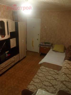 Продам четырехкомнатную квартиру в Вологда.Жилая площадь 75  кв.м.Этаж 1.Дом кирпичный.