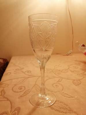 Продам хрустальные фужеры