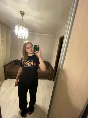 черные спортивные штаны