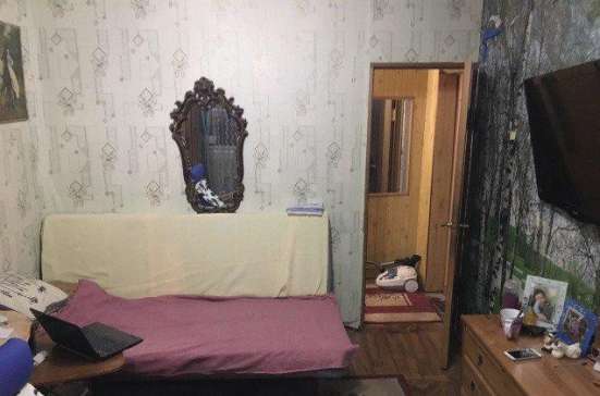 Продам трехкомнатную квартиру в Краснодар.Жилая площадь 59  кв.м.Этаж 2.Дом монолитный.