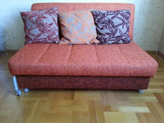 Диван-кровать 140x200 с оригинальным механизмом