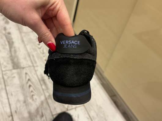Кроссовки Versace в Москве фото 3