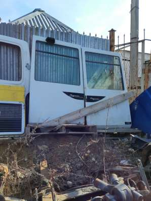 Двери Рено Магнум