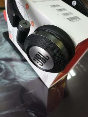 Наушники JBL E40BT в Москве