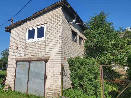 Продам дачу возле Нарвы. Участок 3700м2