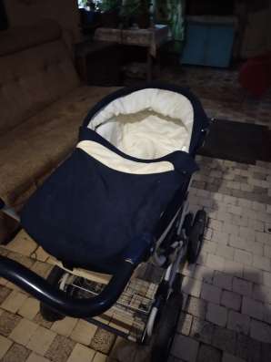Продам коляску тьомно синия срочно