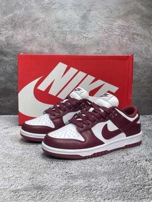 Nike dunk low