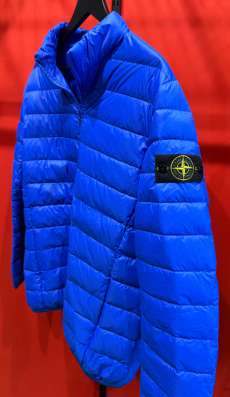 Синий пуховик Stone Island в Москве фото 6