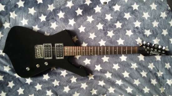 Электрогитара IBANEZ Iceman Mikro GICM21