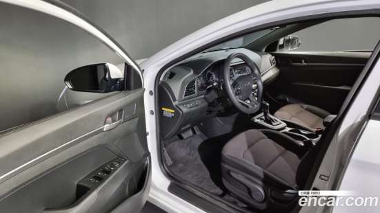 Hyundai Avante в Владивостоке фото 14