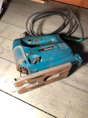 Makita 1432
