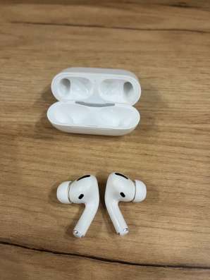 Продаю оригинальные AirPods Pro в Магадане фото 3