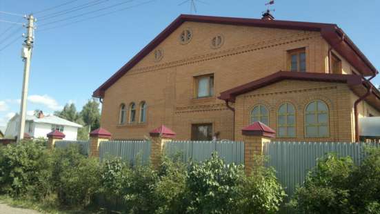 Продам коттедж в Павловский Посад.Жилая площадь 400  кв.м.Есть Канализация, Отопление.