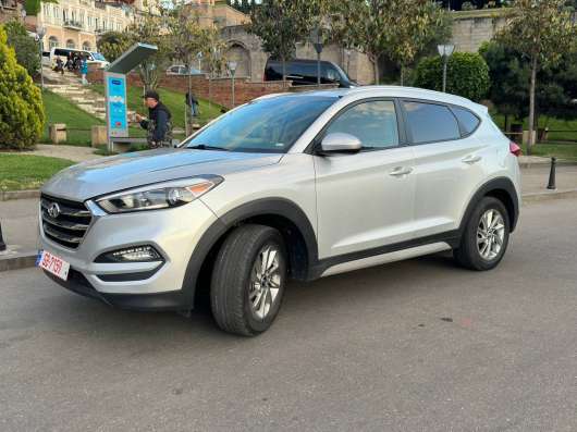 Hyundai Tucson в отличном состоянии фото 3