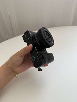 ПРОДАМ КАМЕРУ SONY a6400