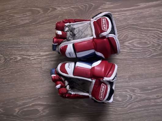 Краги хоккейные Bauer в Казани