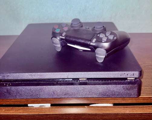 Продам PS4 на 1тб памяти в Ульяновске фото 3