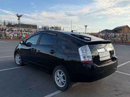 Toyota Prius в Новосибирске фото 3