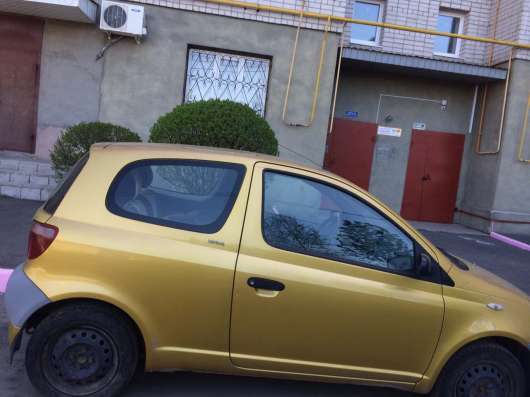 Продам автомобиль Toyota Yaris